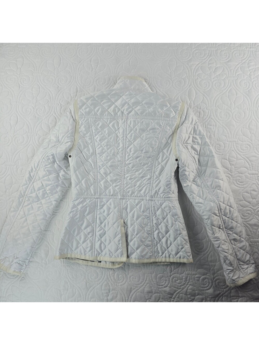 Burberry Brit Women's White Quilted Jacket Nova Check Lined Zip Front Size S - Picture 9 of 9